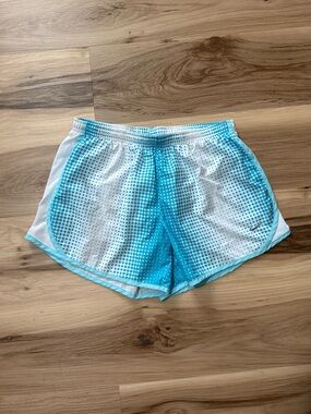 Nike Tempo Dri-FIT Shorts – Youth XL, Blue Polka Dot, Mesh Sides